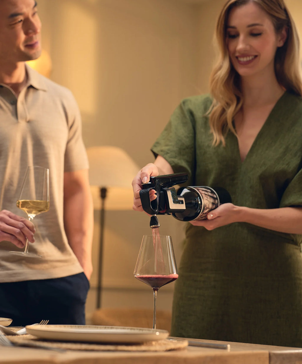 Coravin Timeless Six Plus System do przechowywania wina Czerwony
